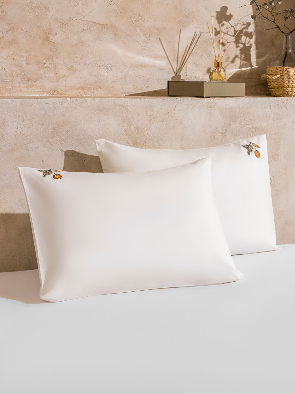 LCW HOME Embroidered Cotton Pillowcase 2 Pack 50x70 cm -W5H785Z8-LXH