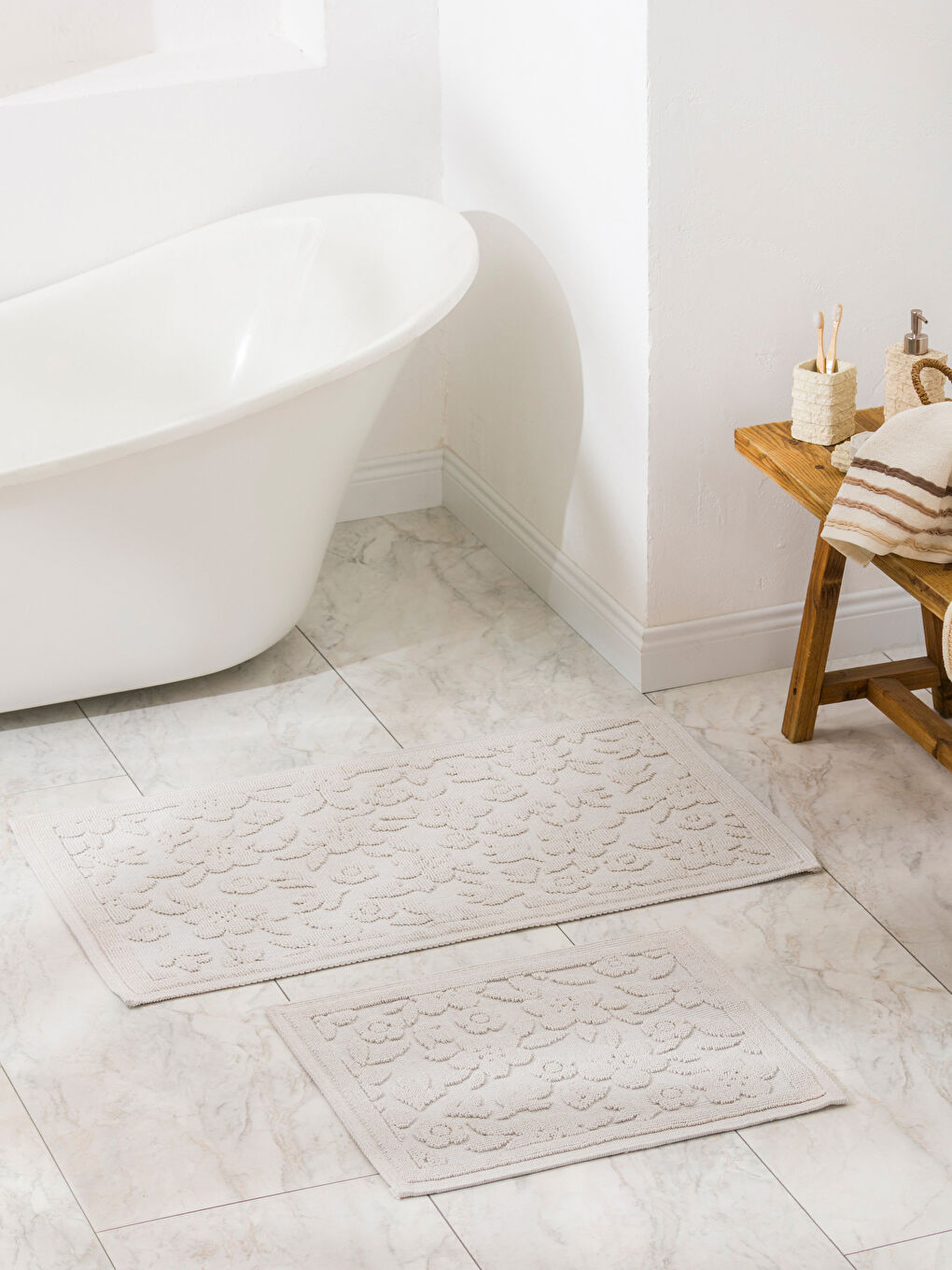 Flower Patterned Bath Mat Set 2 Pack