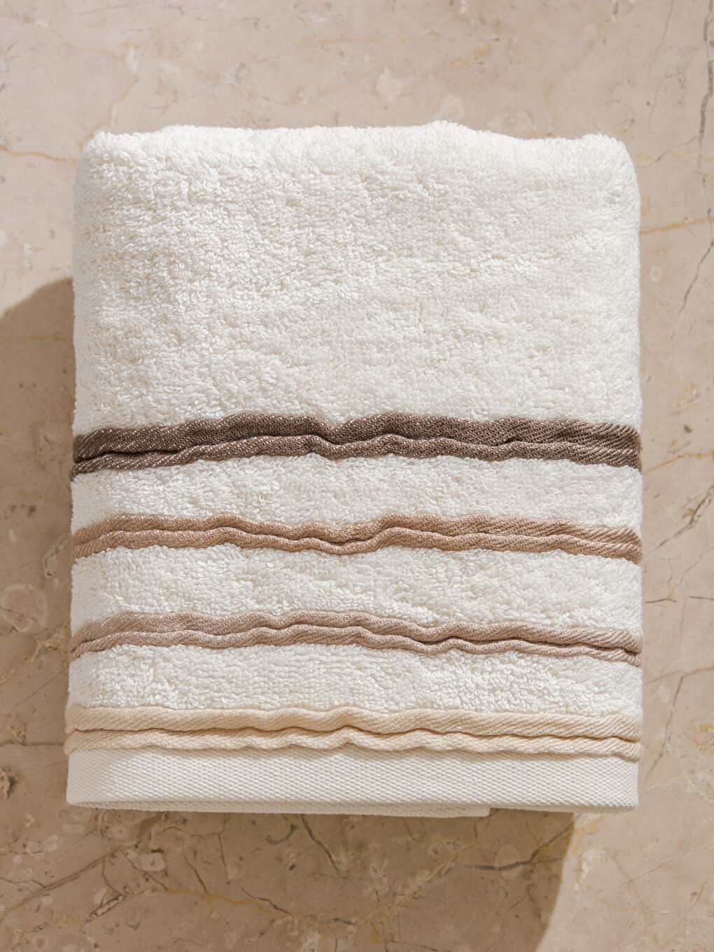 LC WAIKIKI خاولی دەستی لوولدراو نەخشدار 50x80 cm -W5HL45Z8-RW0