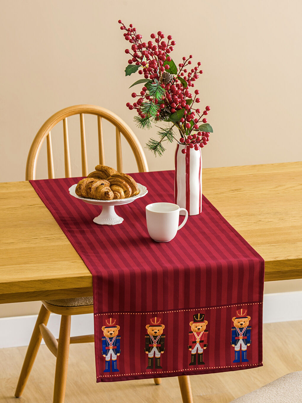 Teddy Bear Soldier Printed Runner