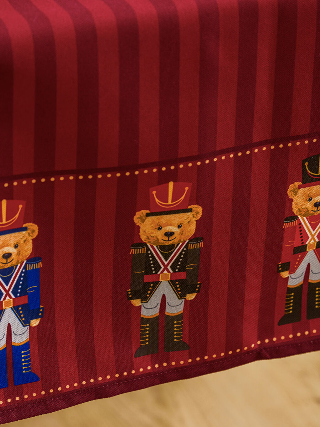 Teddy Bear Soldier Printed Runner-2