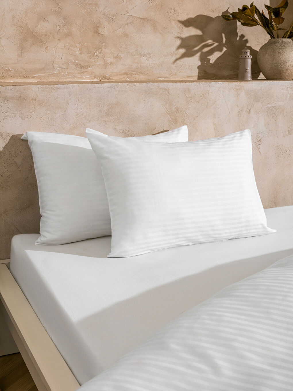 Beyaz Pamuklu Düz Çift Kişilik Nevresim Seti-3