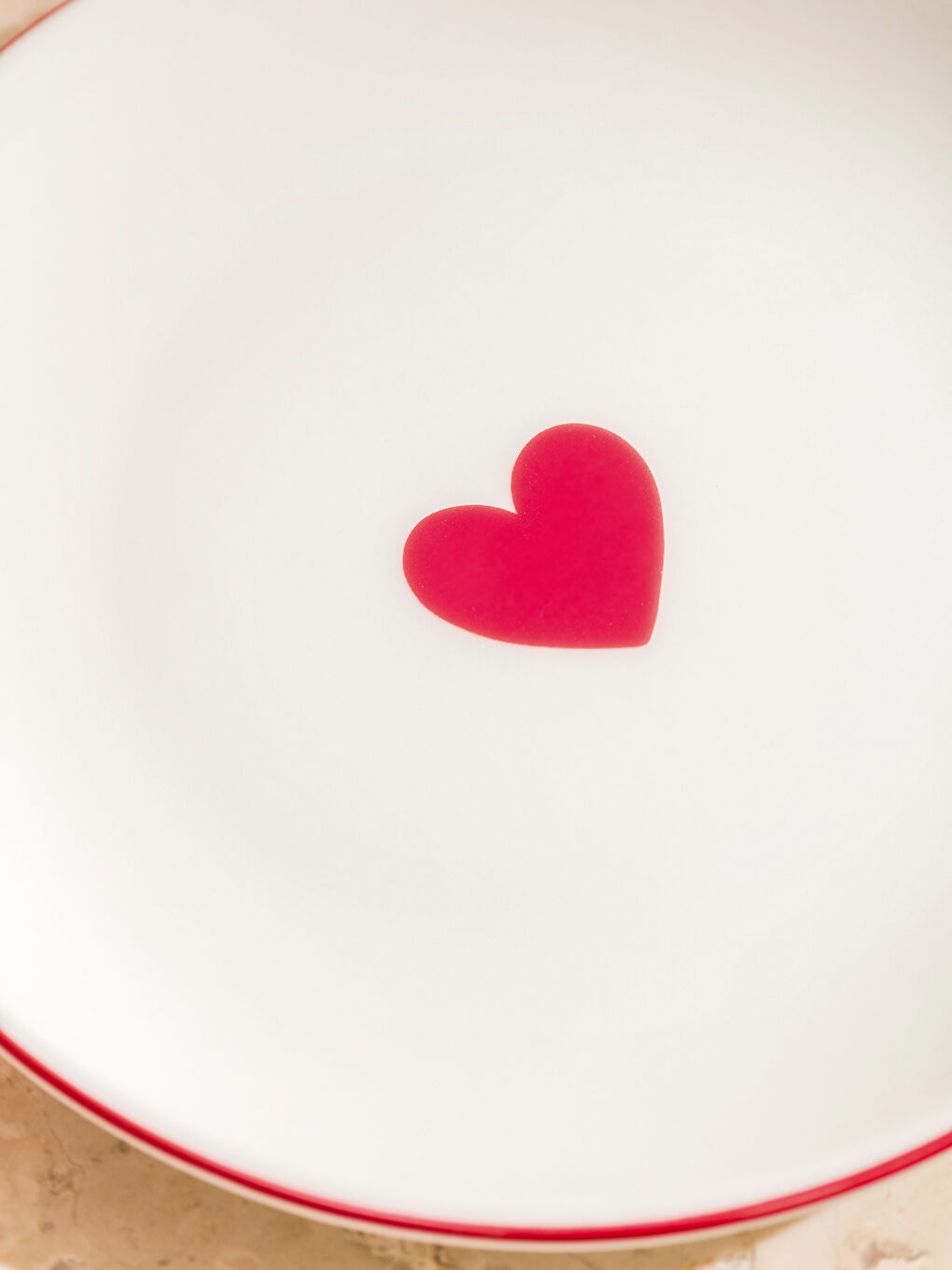 LCW HOME RED Cake Plate -W5HR51Z8-LTQ