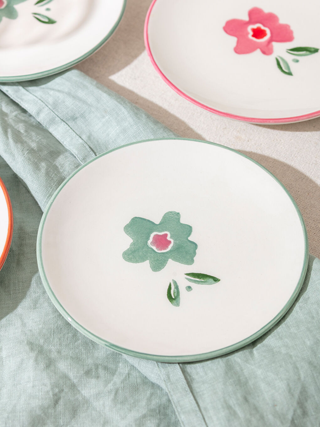 LCW HOME Keramik Kuchenteller Set mit Blumenmuster 4er-Pack 16 cm -W5HR87Z8-M0T