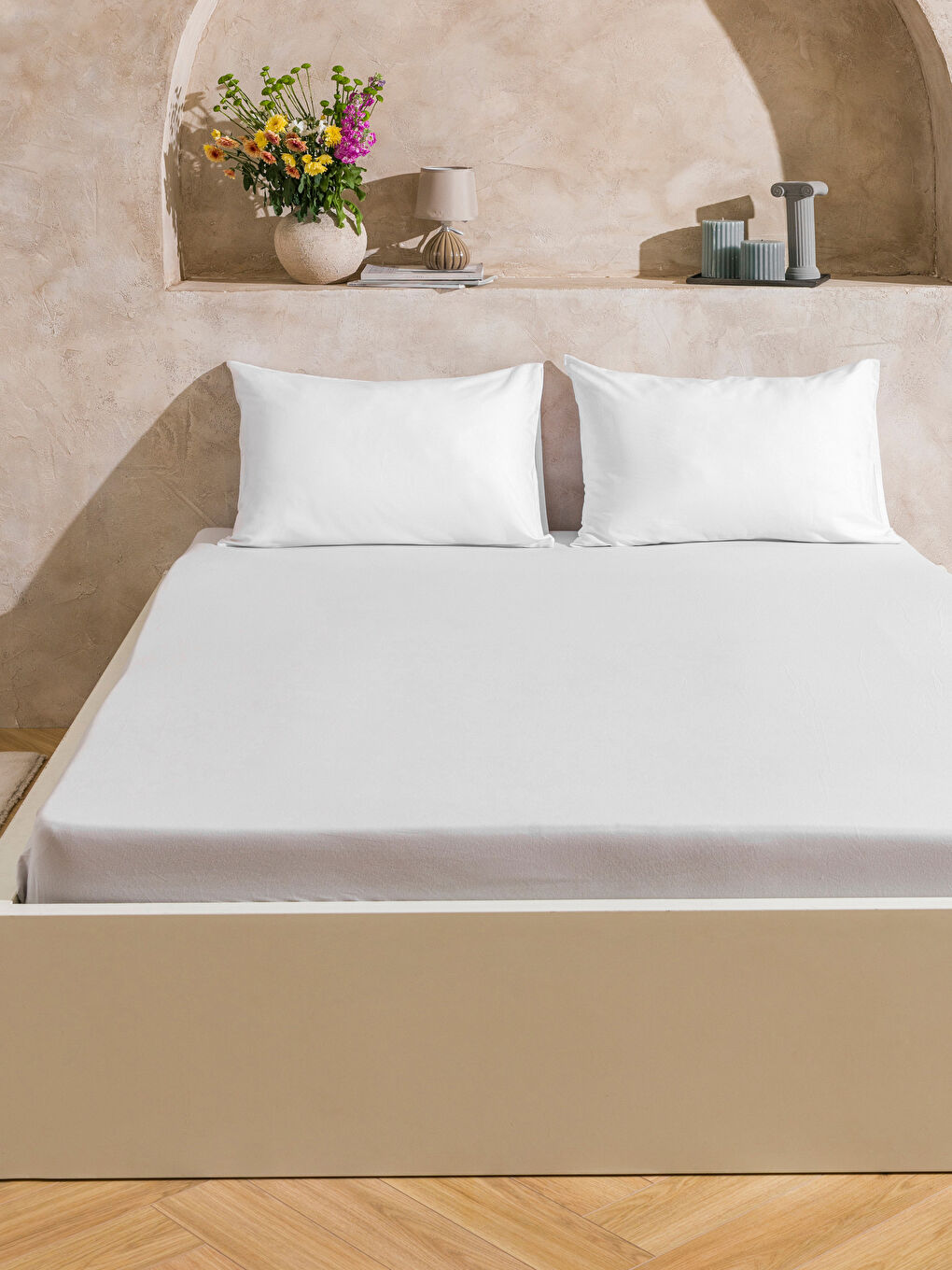 LC WAIKIKI Cotton Double Fitted Sheet -W5HS00Z8-DTY