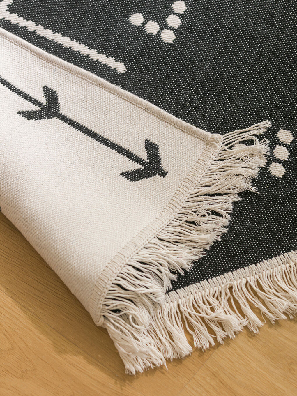 LCW HOME BLACK Rug -W5HT46Z8-LQJ