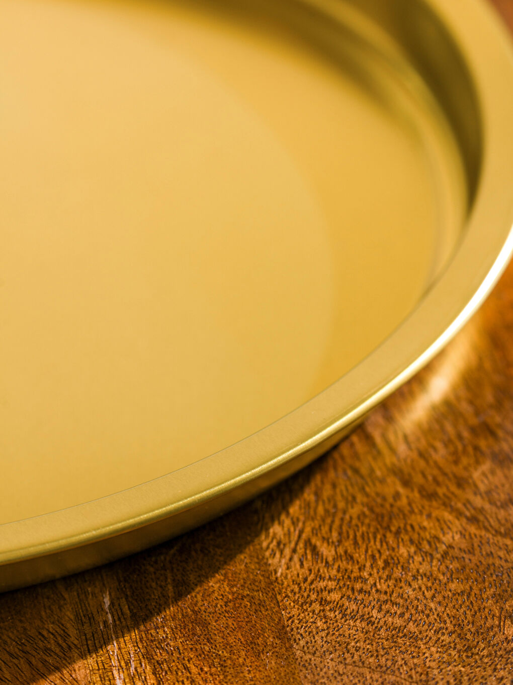 Sarı Yuvarlak Metal Tepsi 34 cm-2