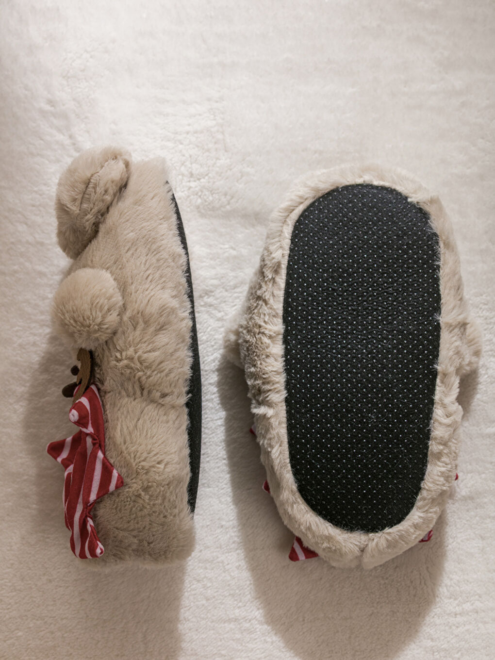 Beyaz Hayvan Figürlü Pelüş Kadın Panduf-3