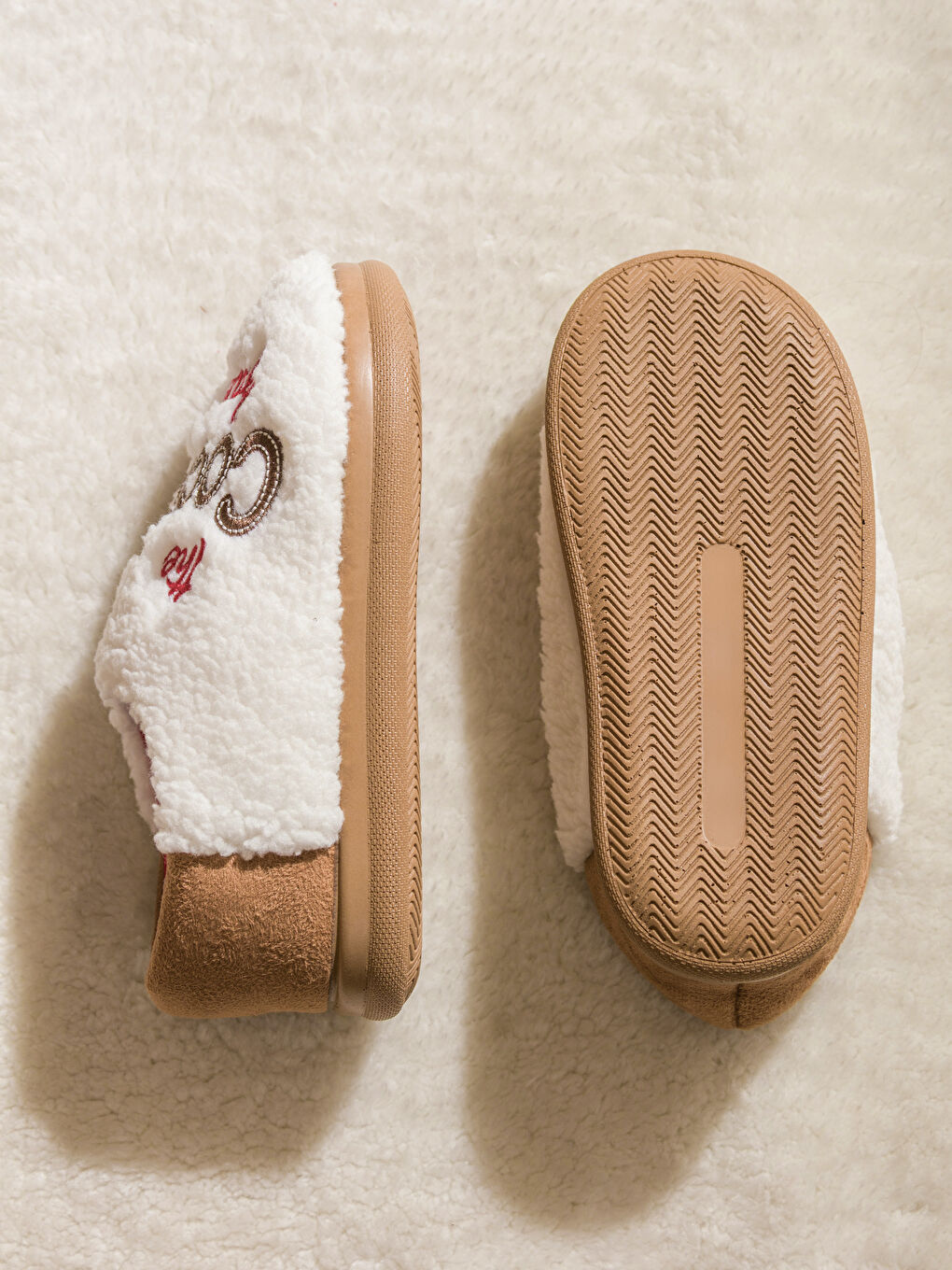 Beyaz Yılbaşı Temalı Pelüş Panduf-3