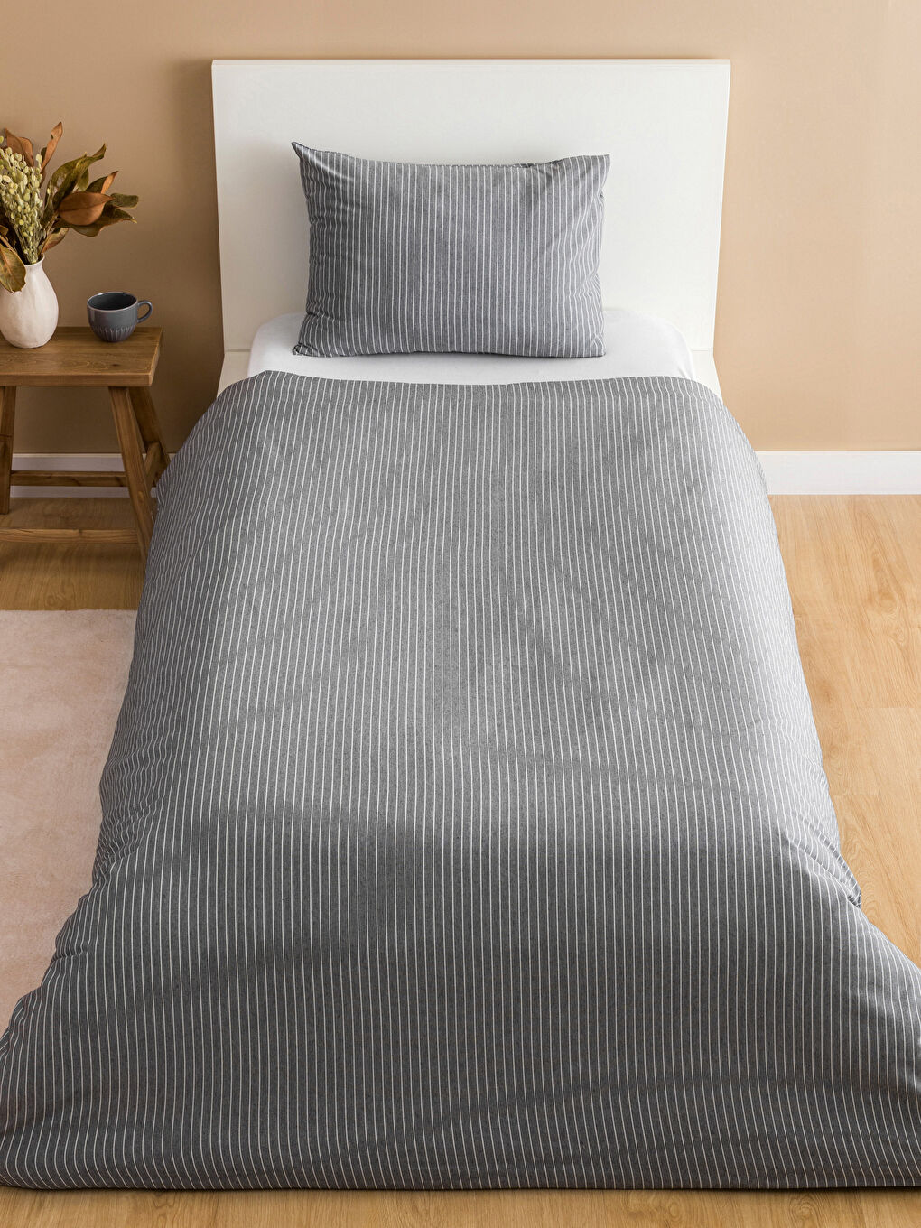 LCW HOME سێتی کەڤەری تاکە پەڕۆی نەخشدار و هێڵدار -W5I411Z8-FKN