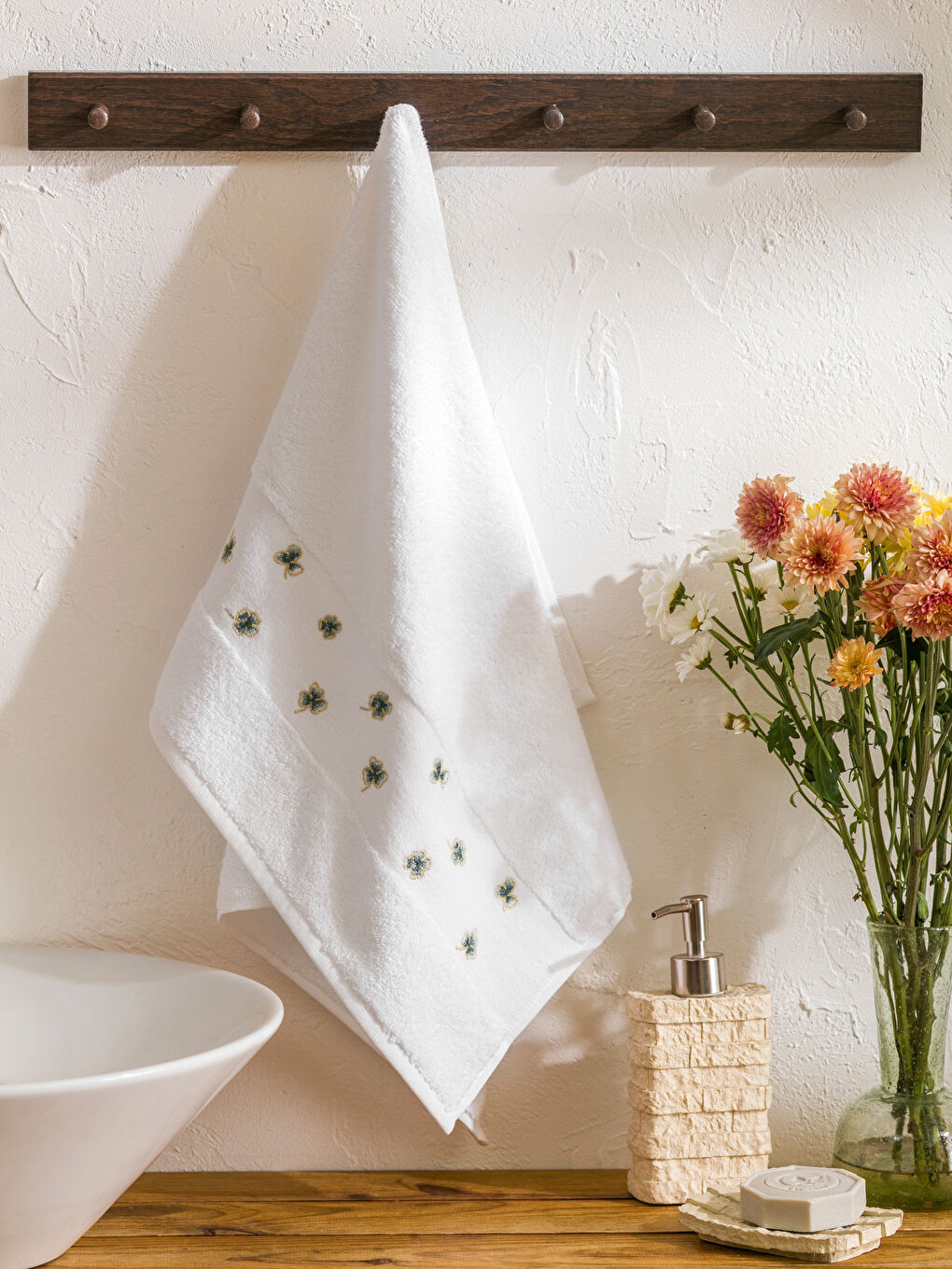 LCW HOME خاولی دەستی گوڵدار چاپکراو 50x80 cm -W5IA10Z8-J5E