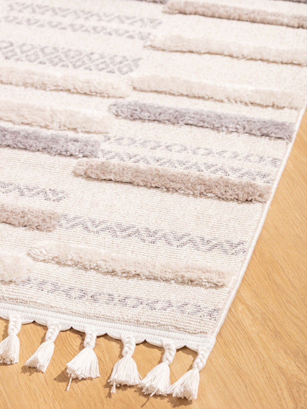LCW HOME Patterned Fringed Carpet 80x150 cm -W5IA69Z8-M0T