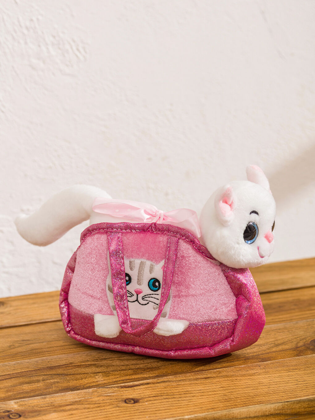 Pelüş Kedi Taşıma Çantalı 19 cm