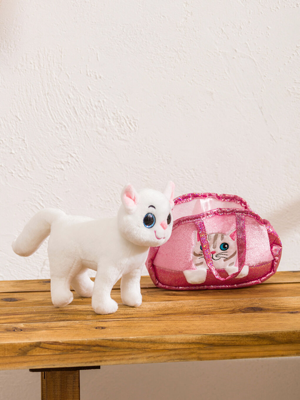 Pelüş Kedi Taşıma Çantalı 19 cm-1