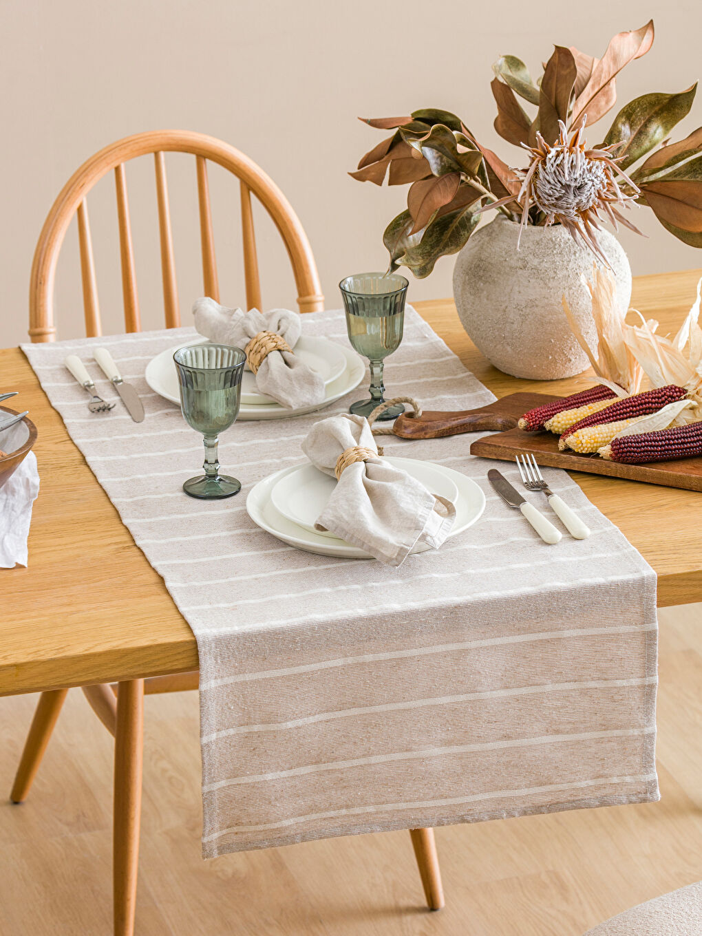 Bej Çizgi Nakışlı Runner 45x150 cm