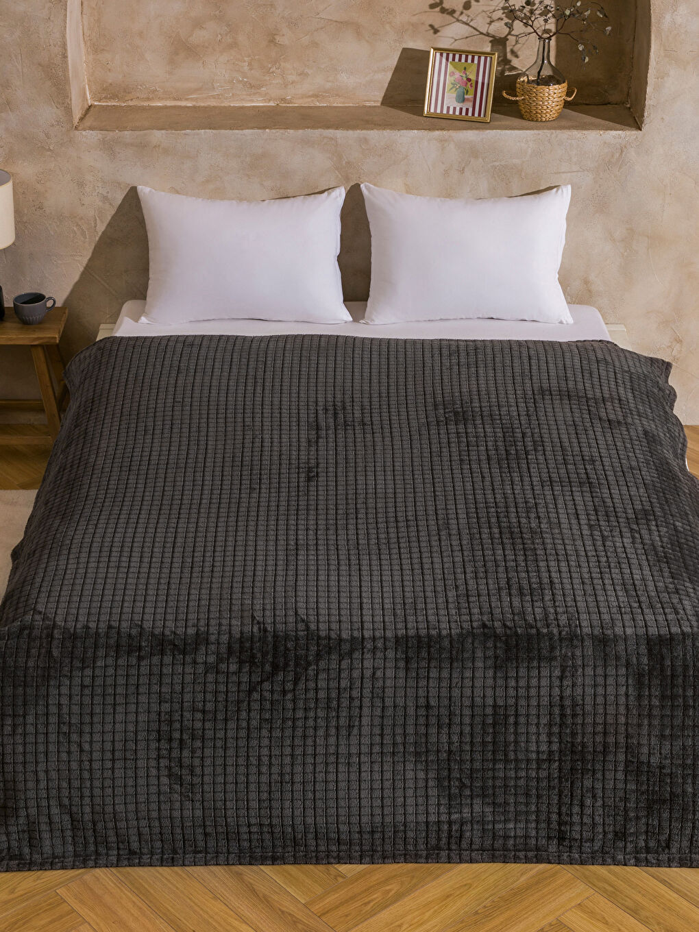 Antrasit Çift Kişilik Pelüş Battaniye 200x220 cm-1