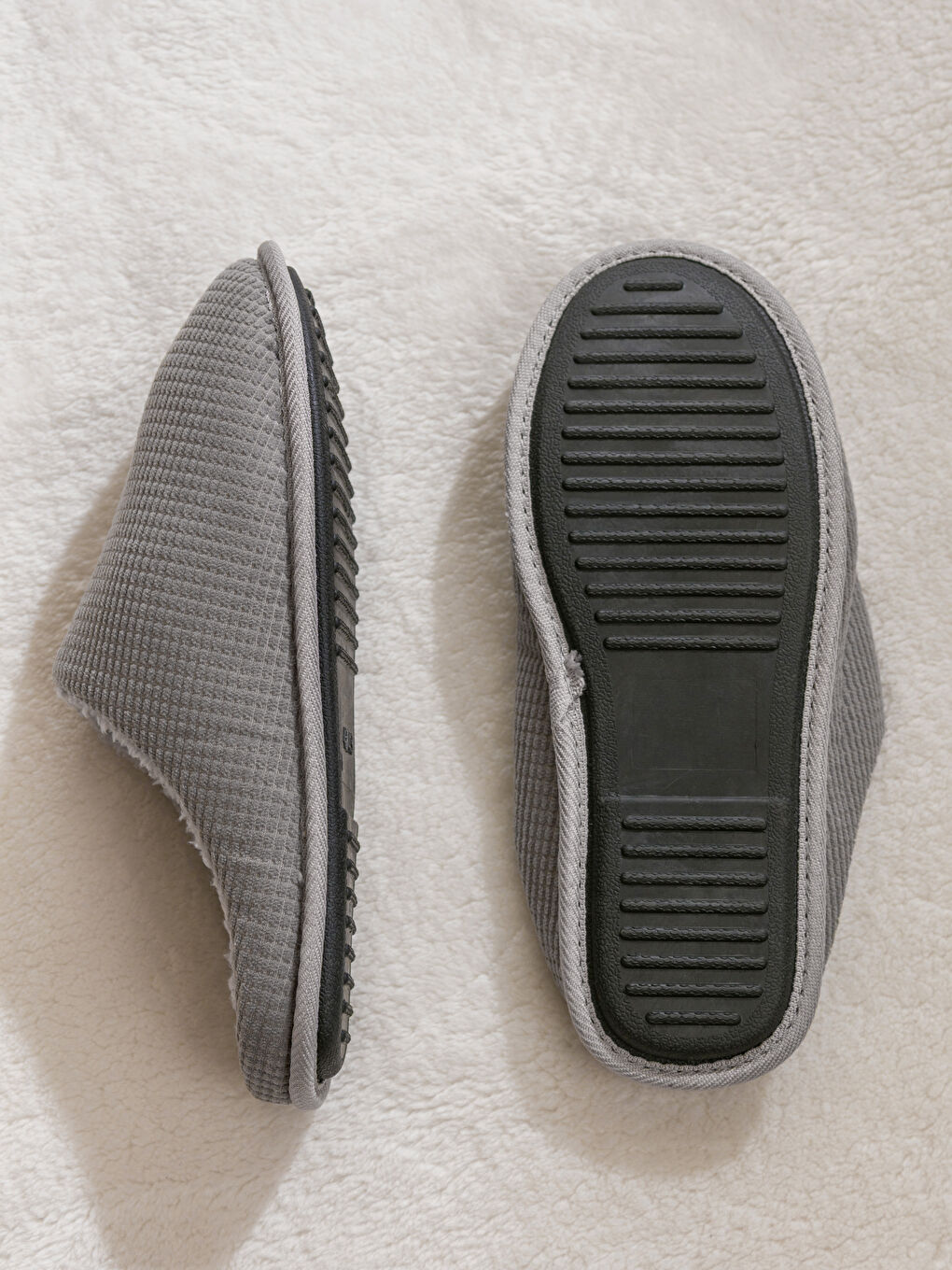 პლუში მამაკაცებისთვის სახლის ჩუსტები-3