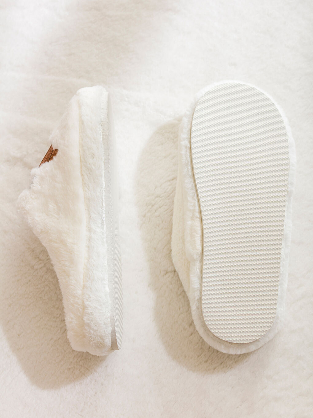 Ekru Kadın Pelüş Ev Terliği-3