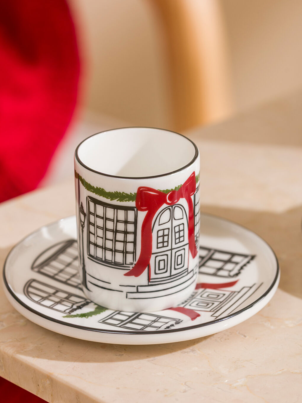 Beyaz Baskılı 2 Kişilik Porselen Kahve Fincan Takımı-1