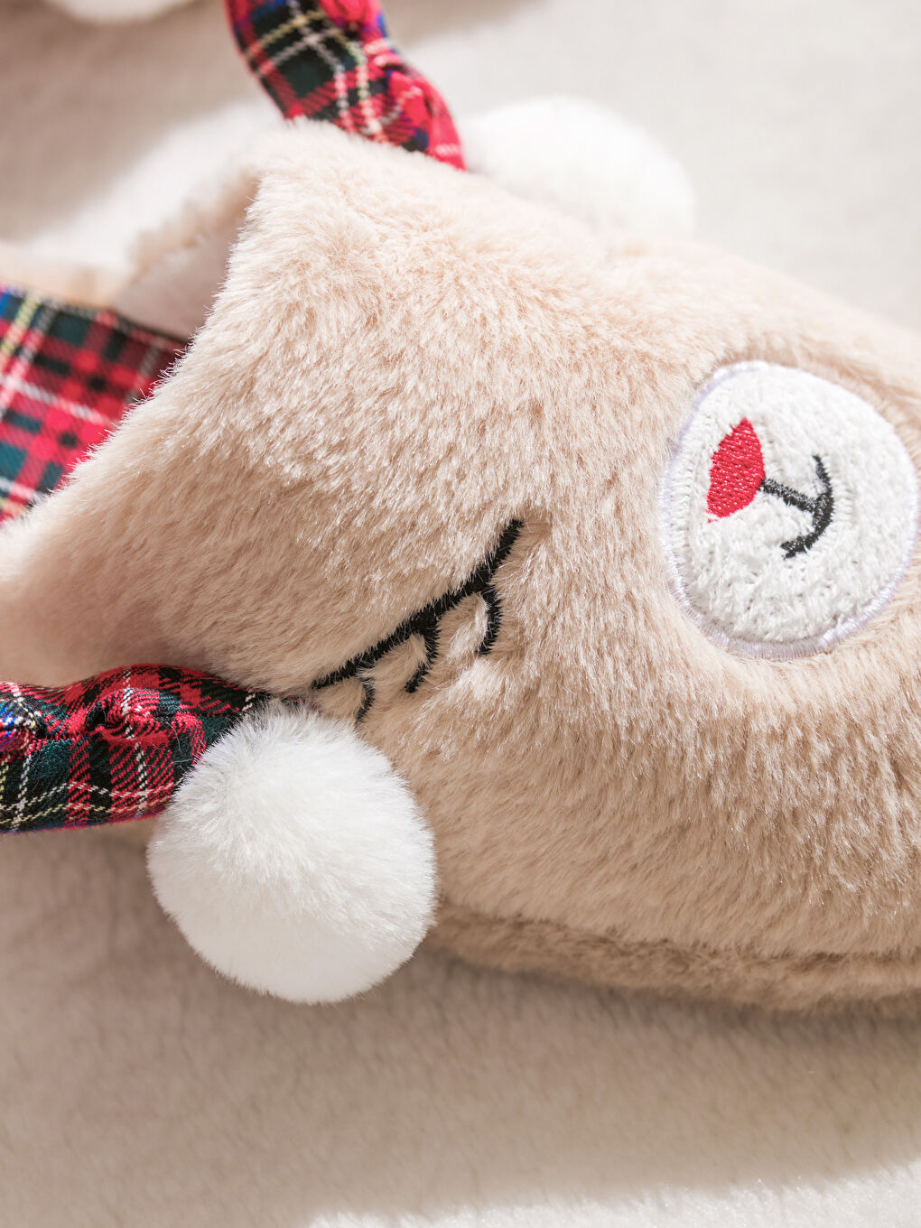 Bej Yılbaşı Temalı Kız Çocuk Ev Terliği-2