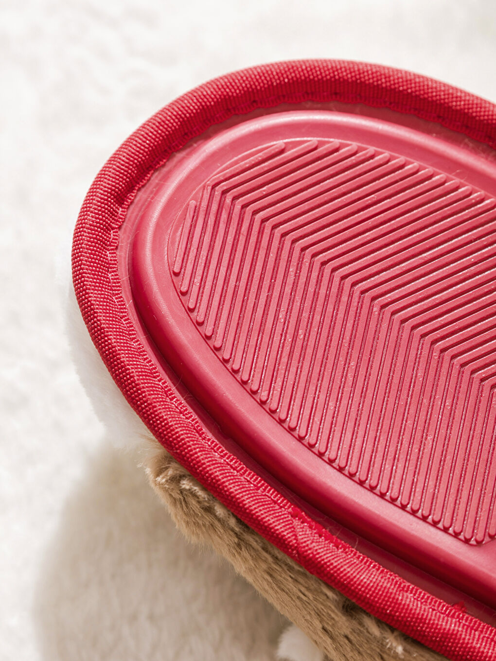 Kahverengi Geyik Nakışlı Pelüş Kadın Ev Terliği-5