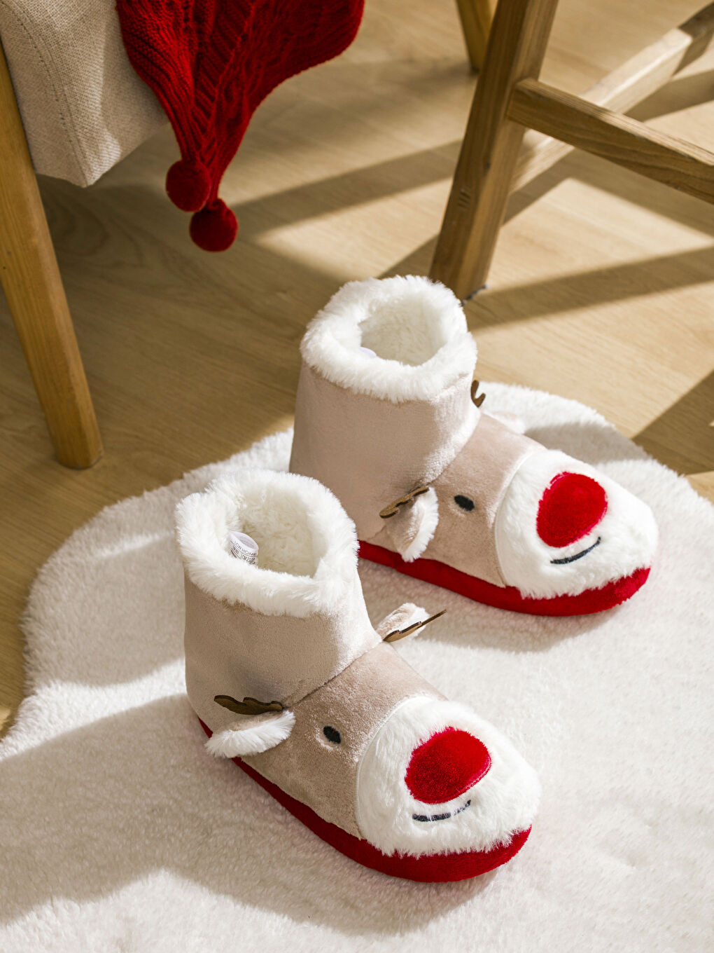 Karışık Geyik Figürlü Kadın Ev Botu-1