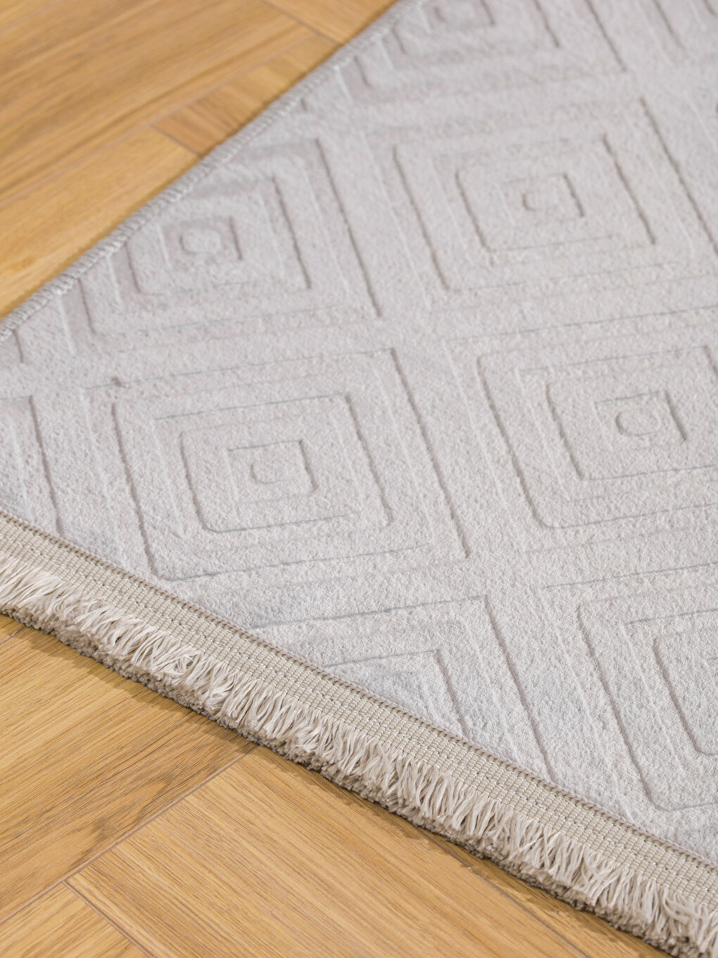LCW HOME Patterned Tasseled Carpet 120x180 cm -W5IM84Z8-CUZ