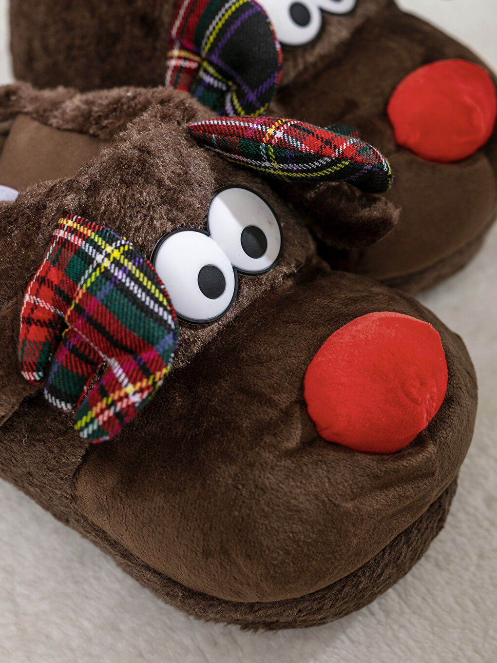 Hirschfigurierte Plüsch Hausschuhe für Damen-2