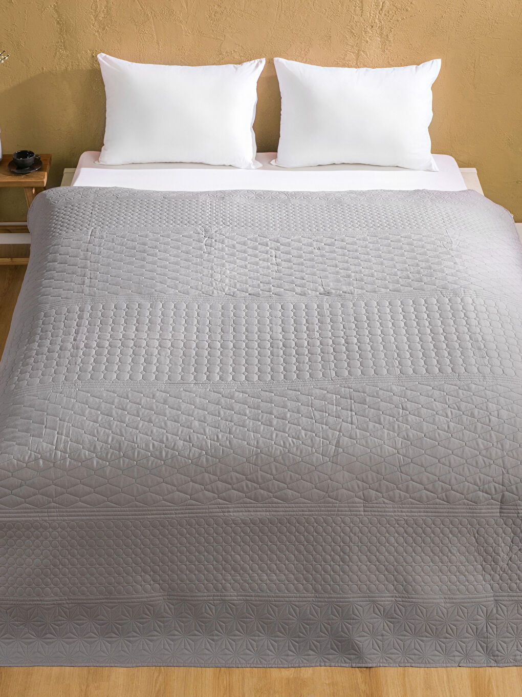 Қатпарлы тігісті екі кісілік төсек жапқышы 200x220 см-1