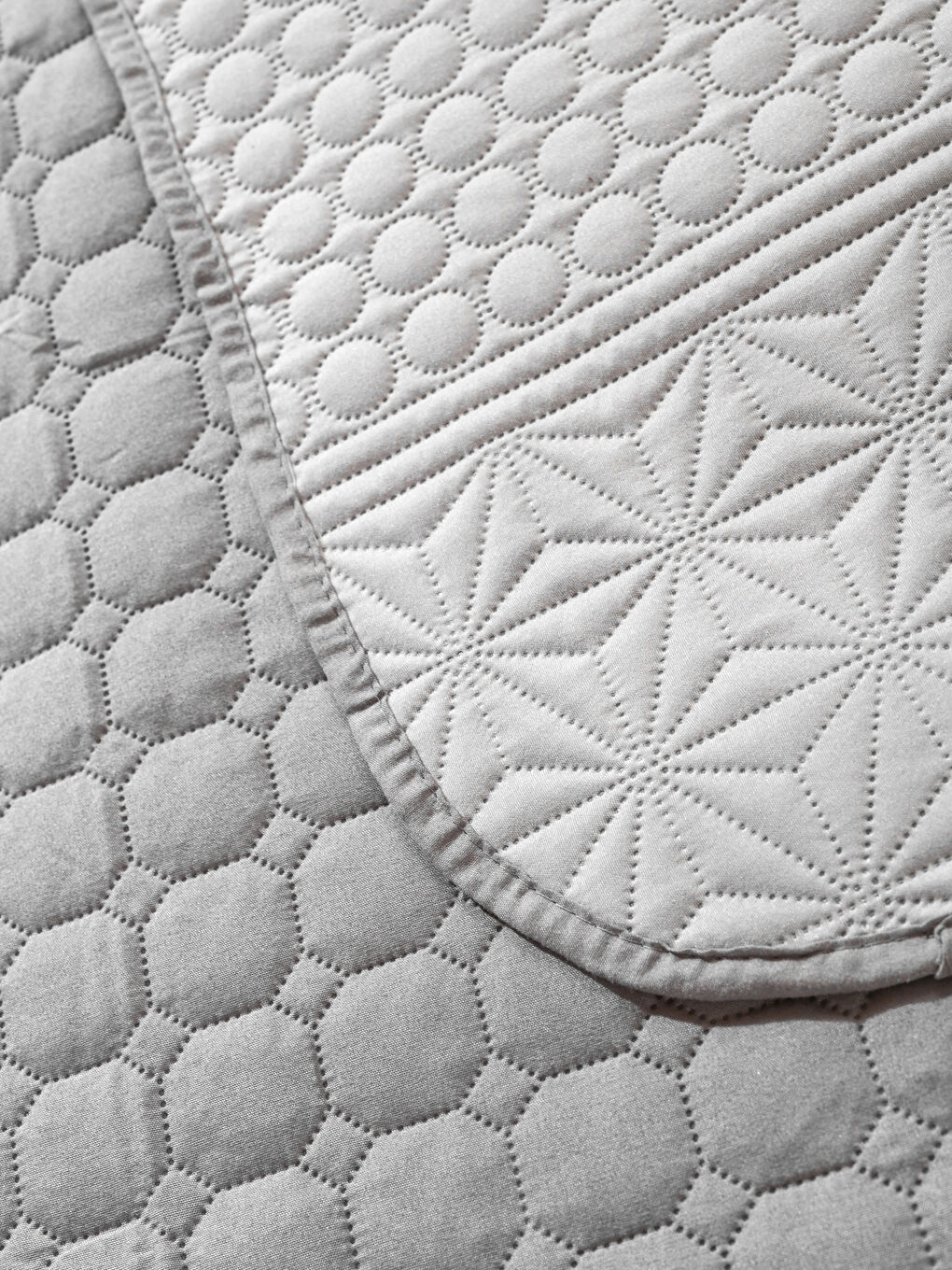 Қатпарлы тігісті екі кісілік төсек жапқышы 200x220 см-3