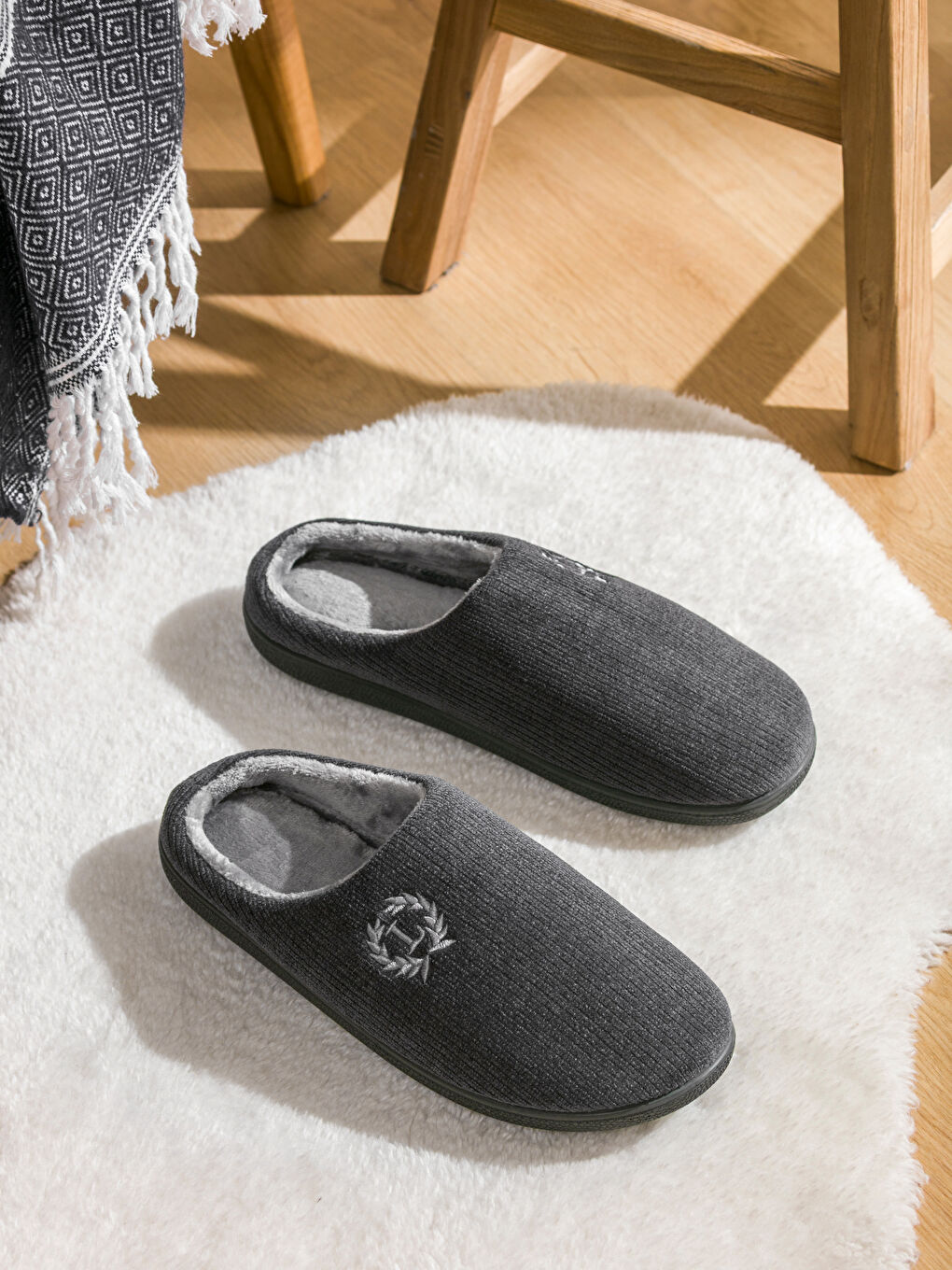 Antrasit İçi Kürklü Erkek Ev Botu Panduf-1