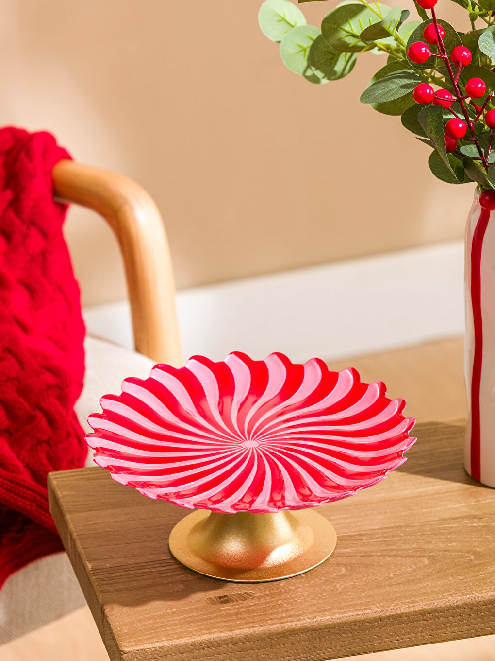 Footed Glass Cake Stand 21 cm-1