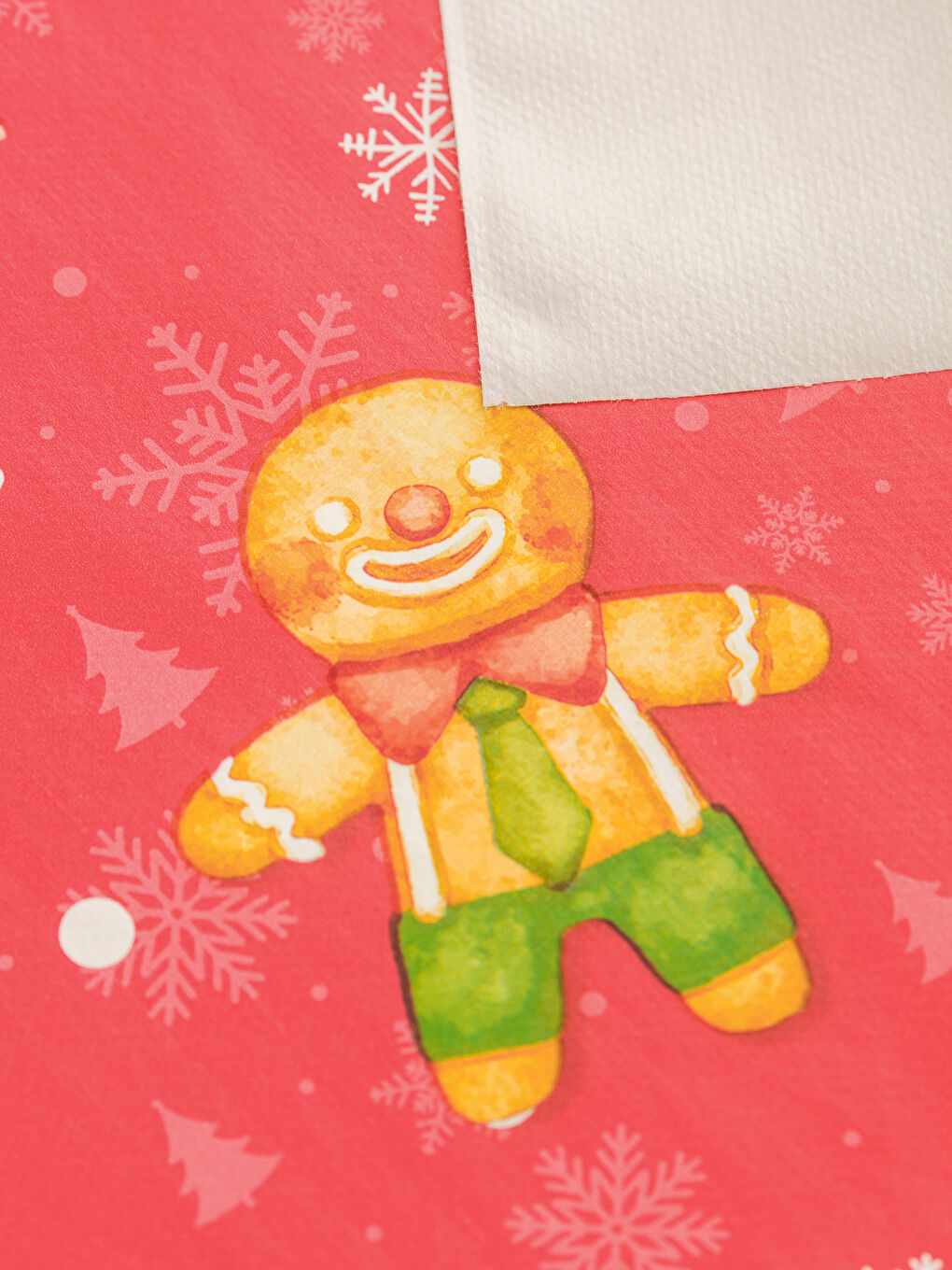 Karışık Yılbaşı Temalı Masa Örtüsü 140x140 cm-3