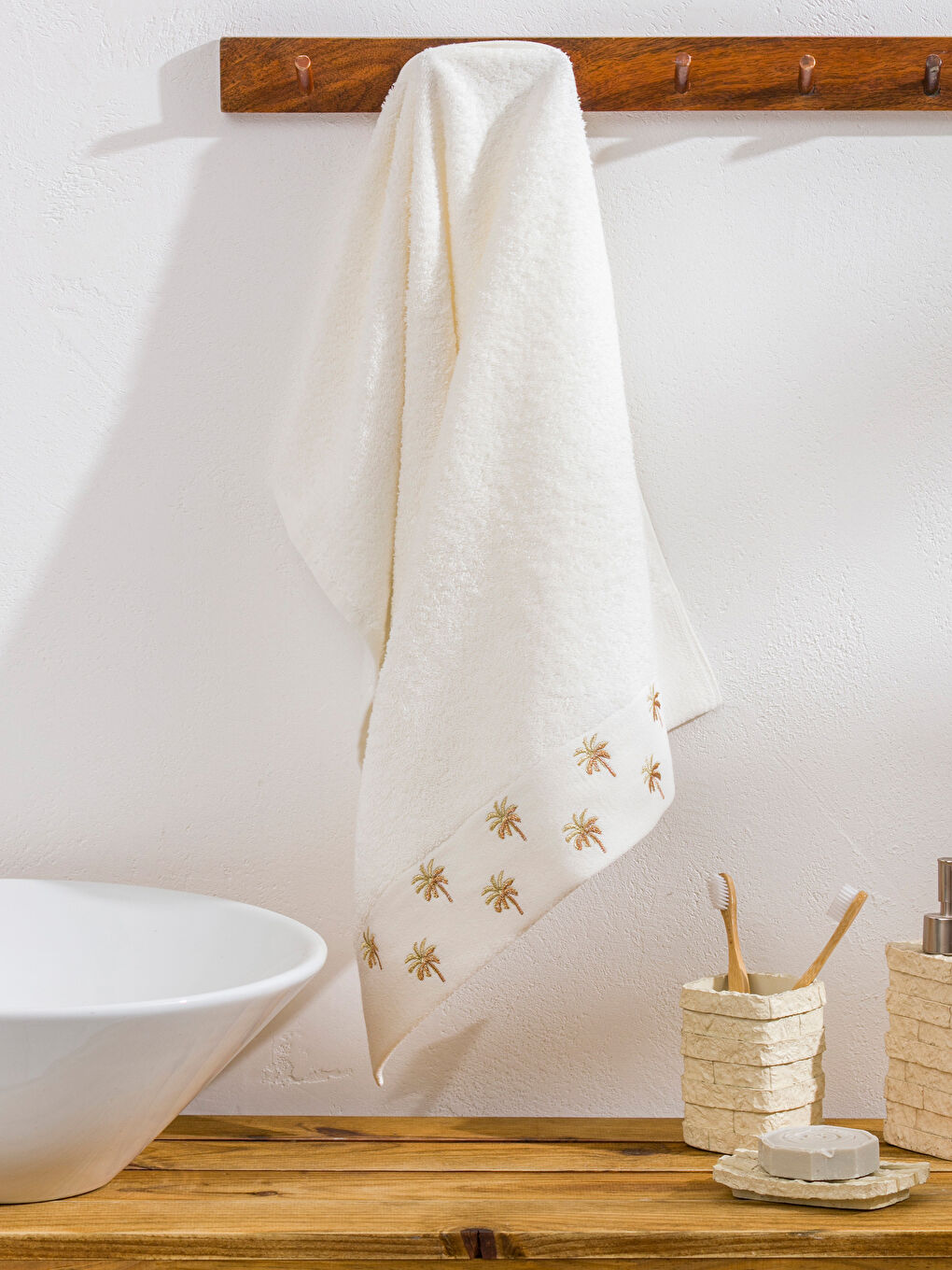 LCW HOME Embroidered Cotton Face Towel 50x80 cm -W5KG60Z8-EEW
