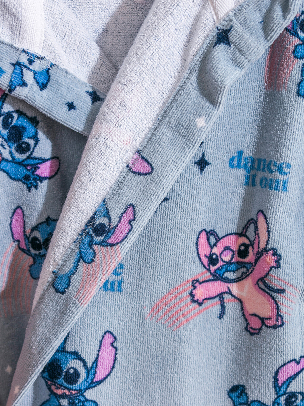 Rrobë Banje Për Fëmijë Me Print Lilo And Stitch-2