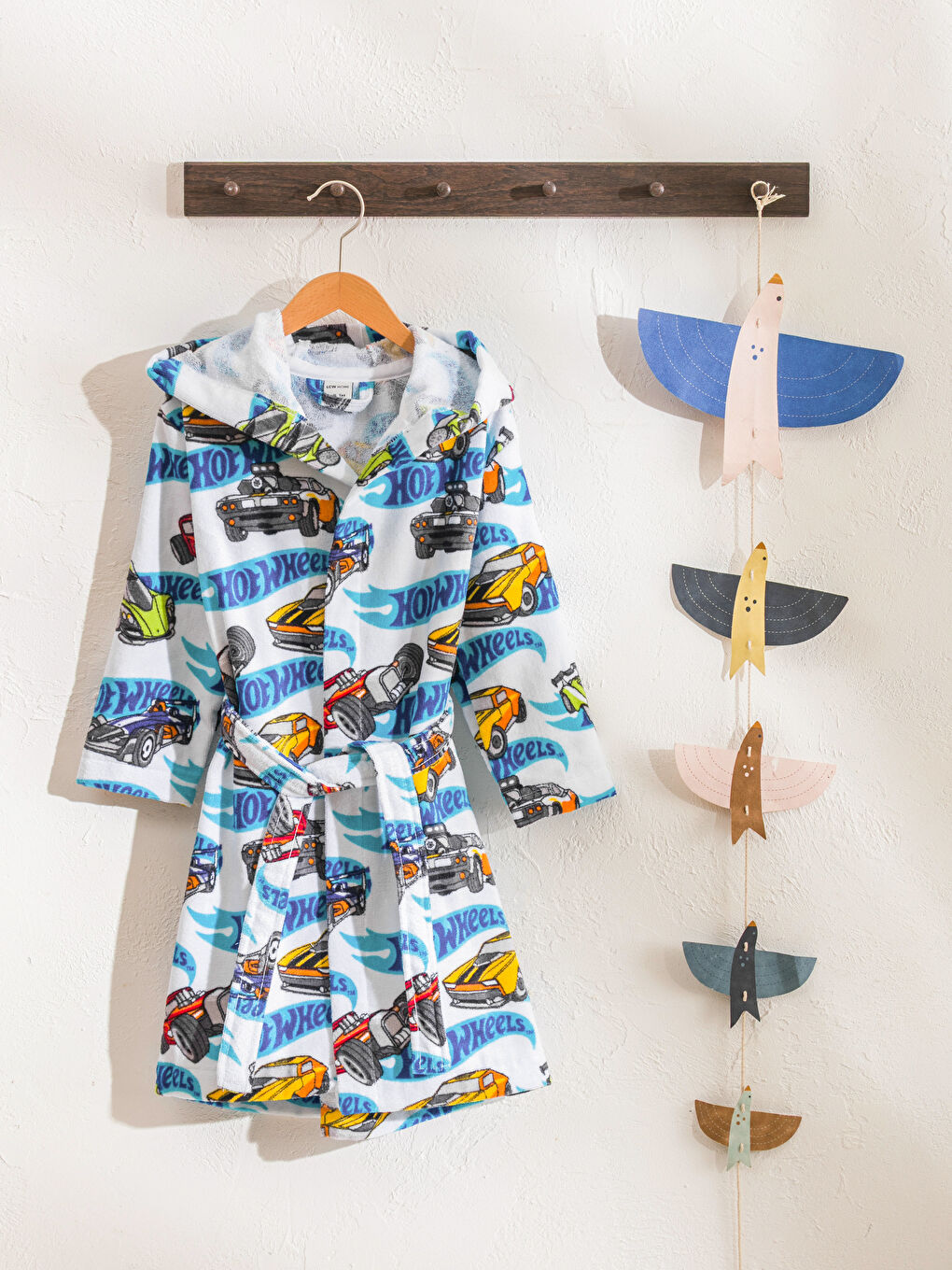 Karışık Hot Wheels Baskılı Erkek Çocuk Bornoz