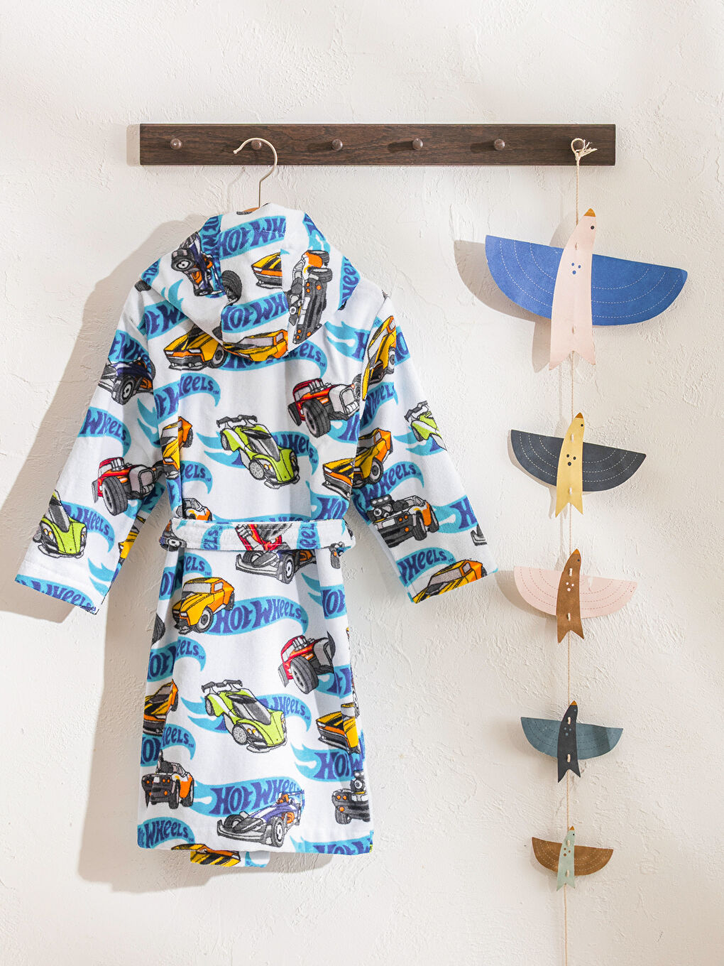 Karışık Hot Wheels Baskılı Erkek Çocuk Bornoz-1