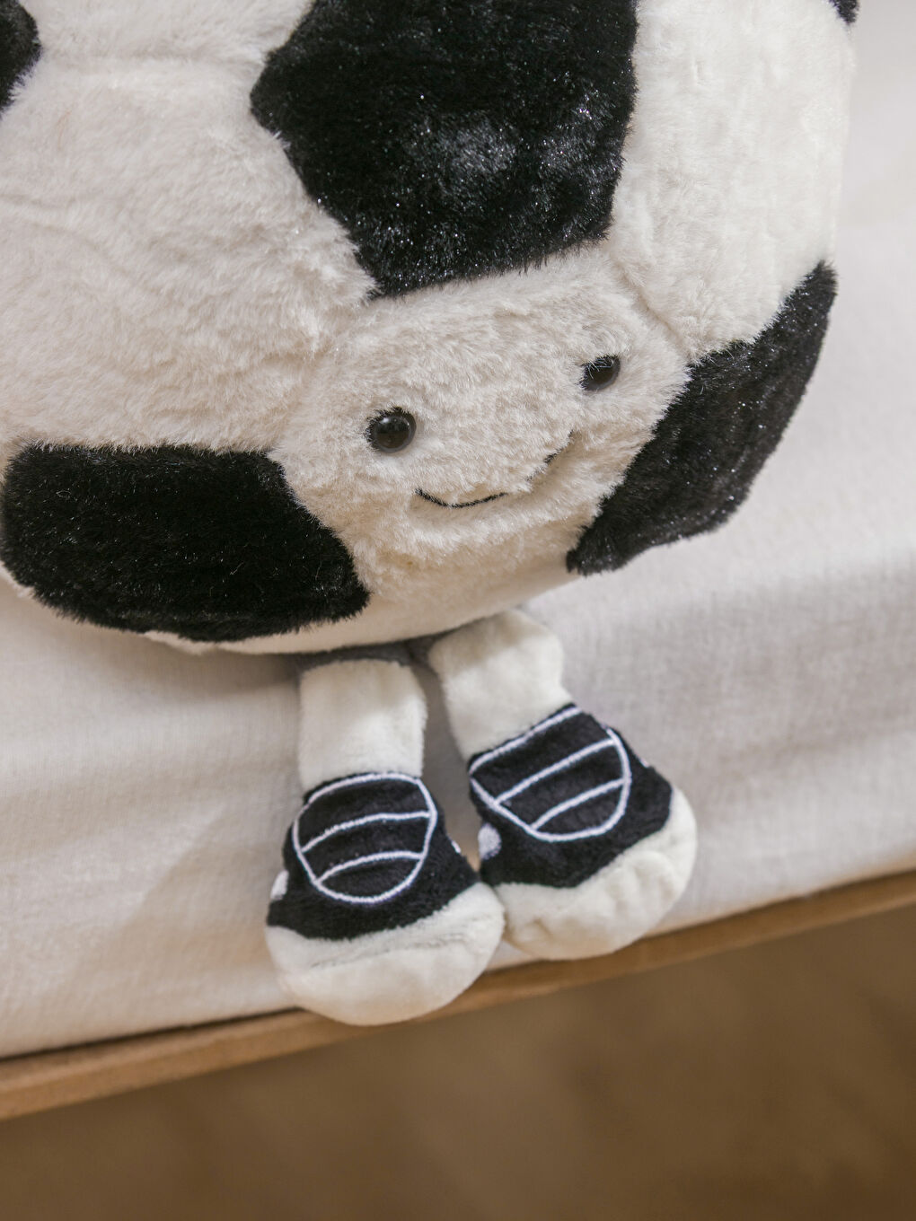 Karışık Futbol Topu Figürlü Pelüş Bebek Kırlent 24 cm-2