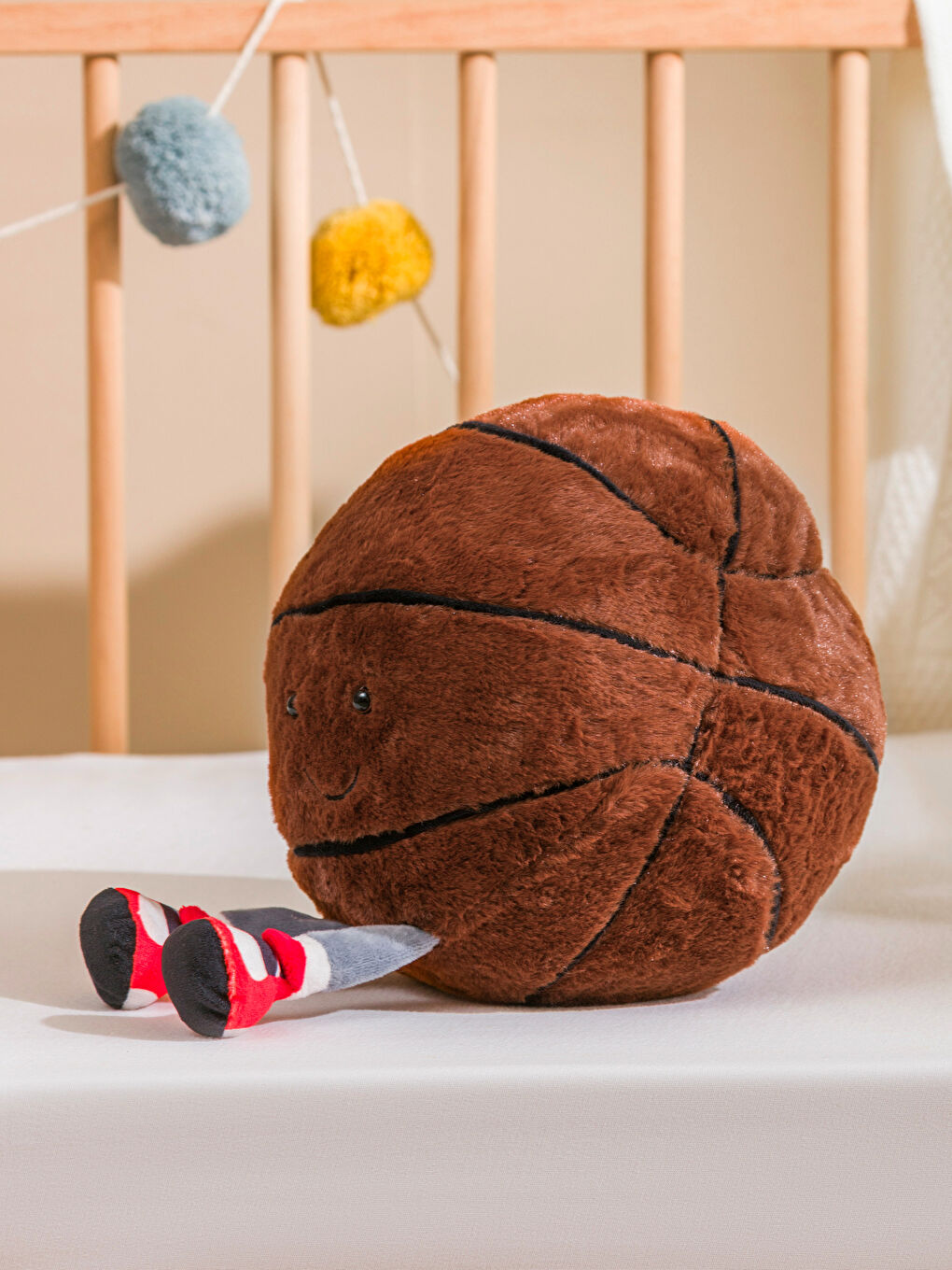 Karışık Basketbol Topu Figürlü Pelüş Bebek Kırlent 24 cm-1