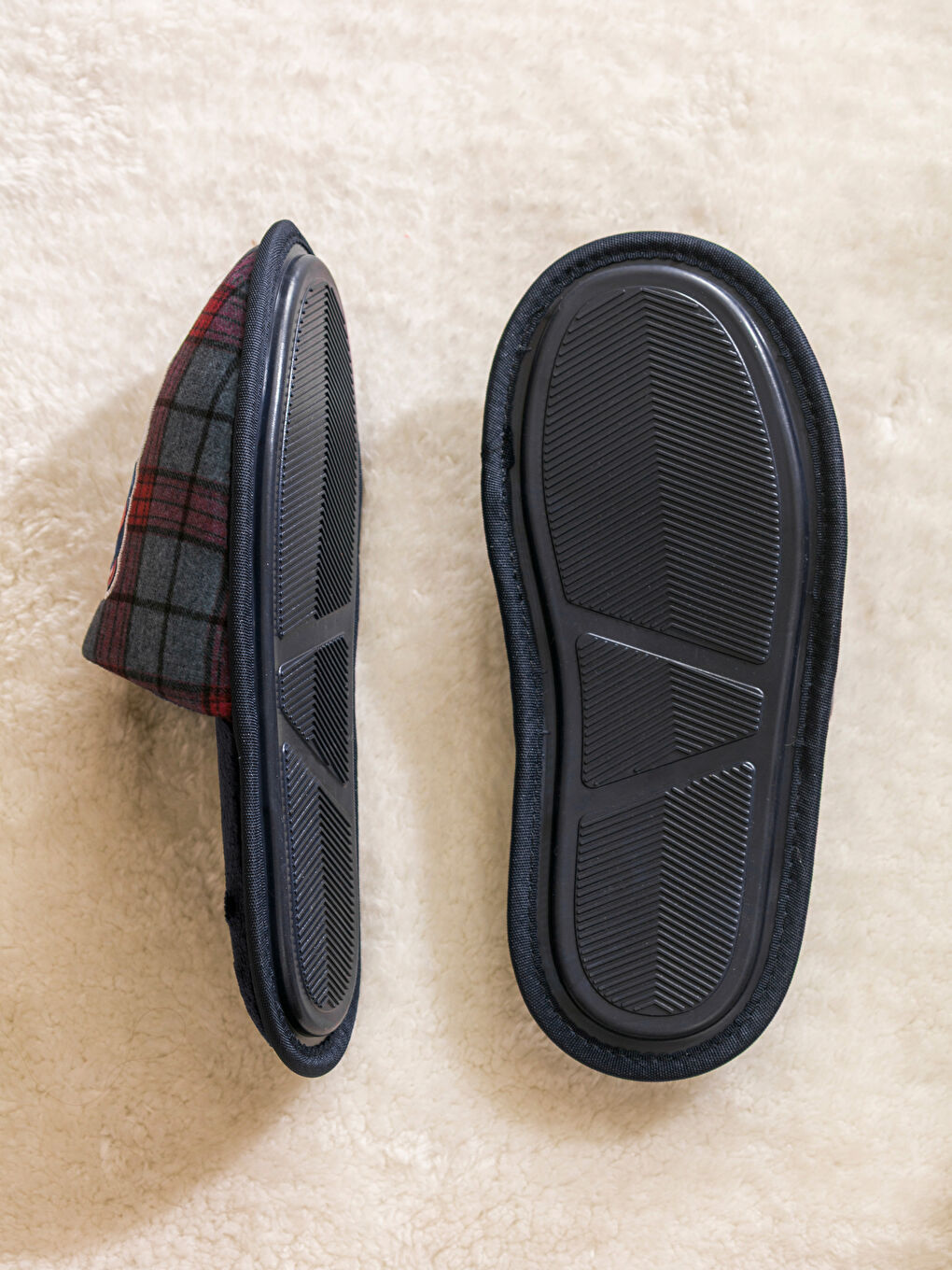 Kırmızı Ayı Baskılı Erkek Ev Terliği-3