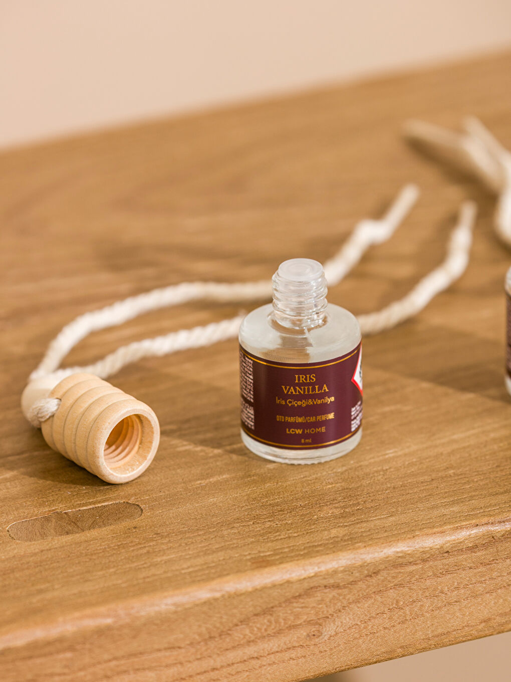 معطر السيارة برائحة الفانيلا 8 مل-1