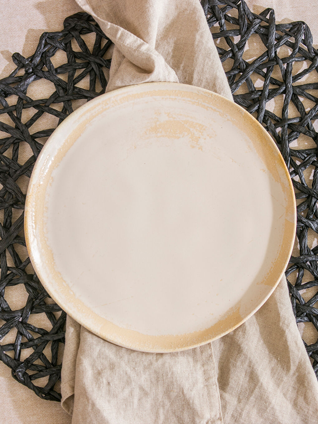 Разноцветный Тарелка-1