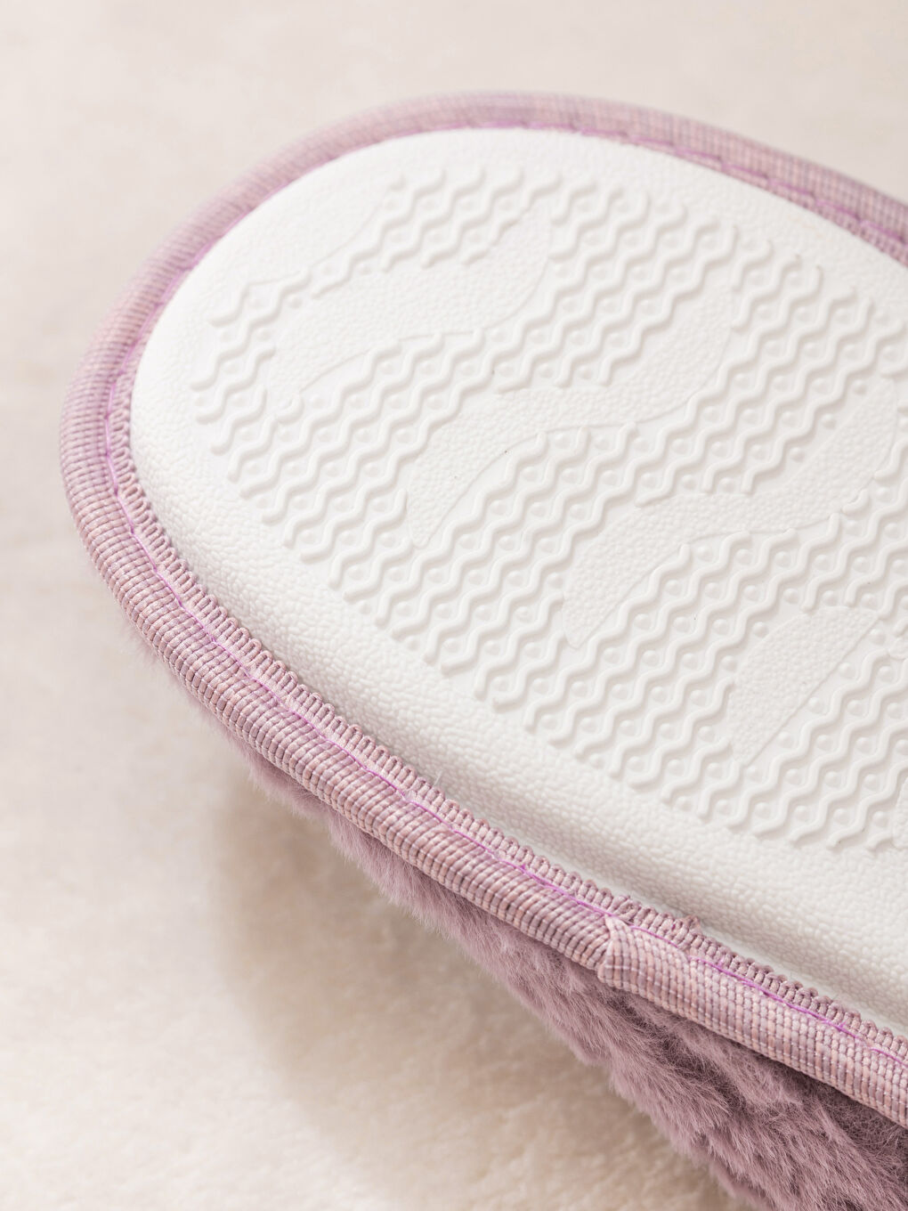 Stitch Nakışlı Kadın Ev Terliği-4