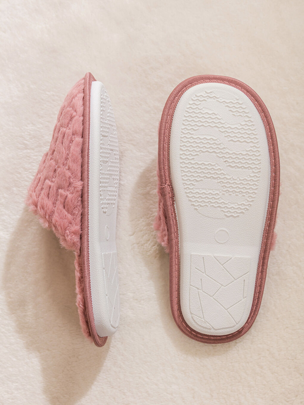 Kuromi Print Women's Slippers-3