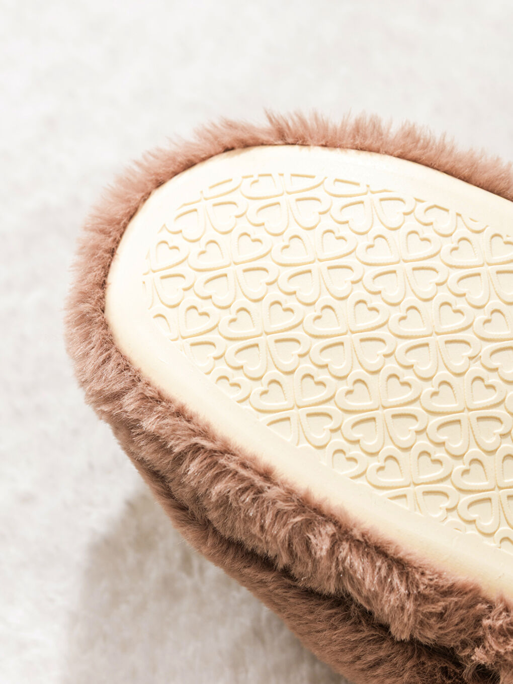 Kahverengi Nakışlı Pelüş Kız Çocuk Ev Terliği-3