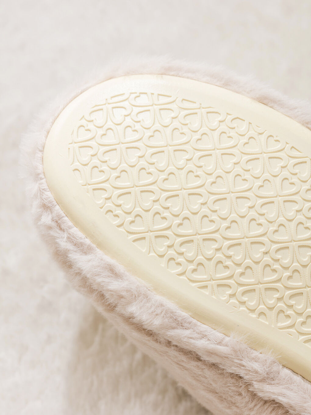 Ekru Hayvan Figürlü Pelüş Kadın Ev Terliği-4