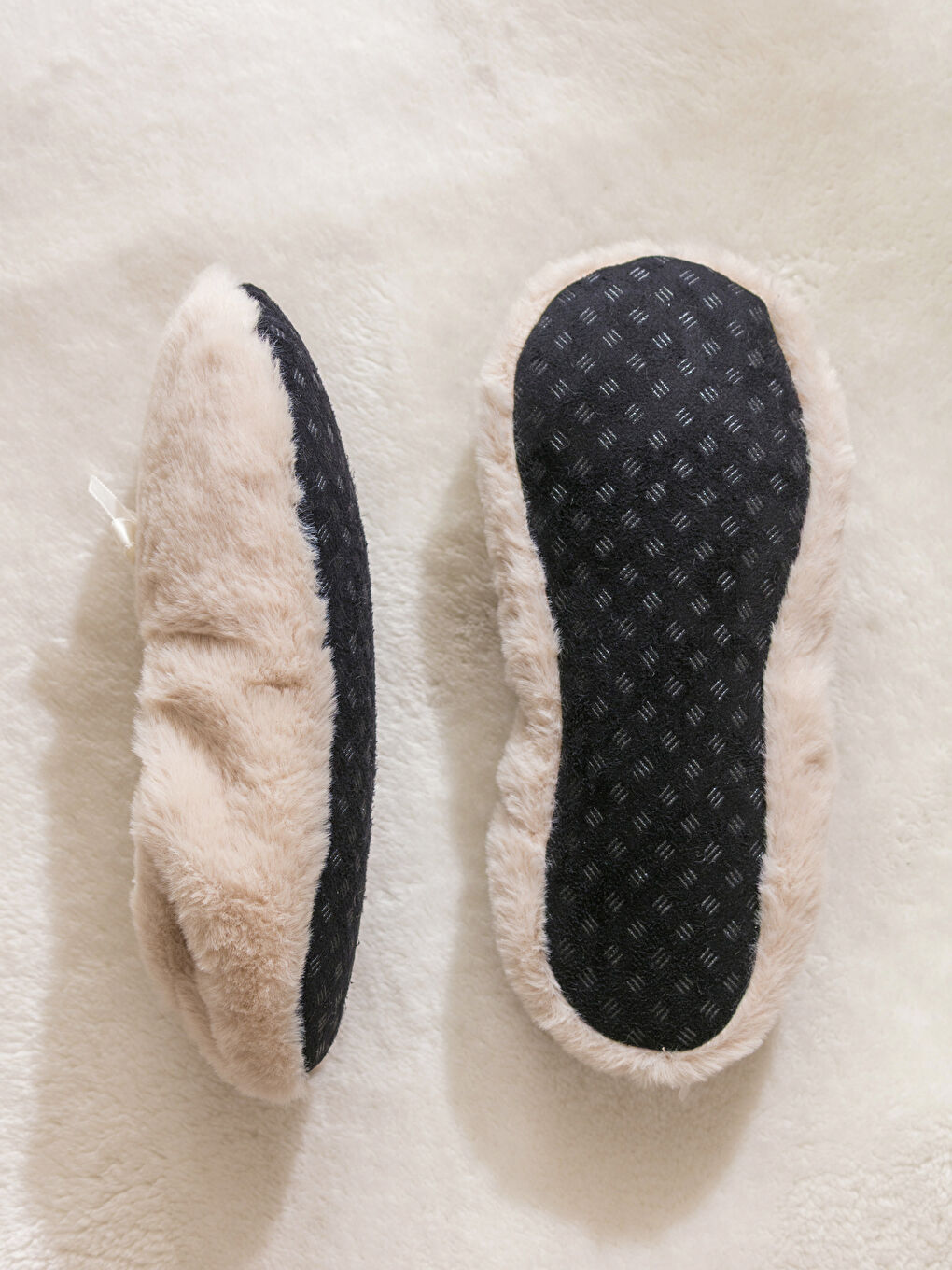 Bej Kadın Pelüş Panduf-3