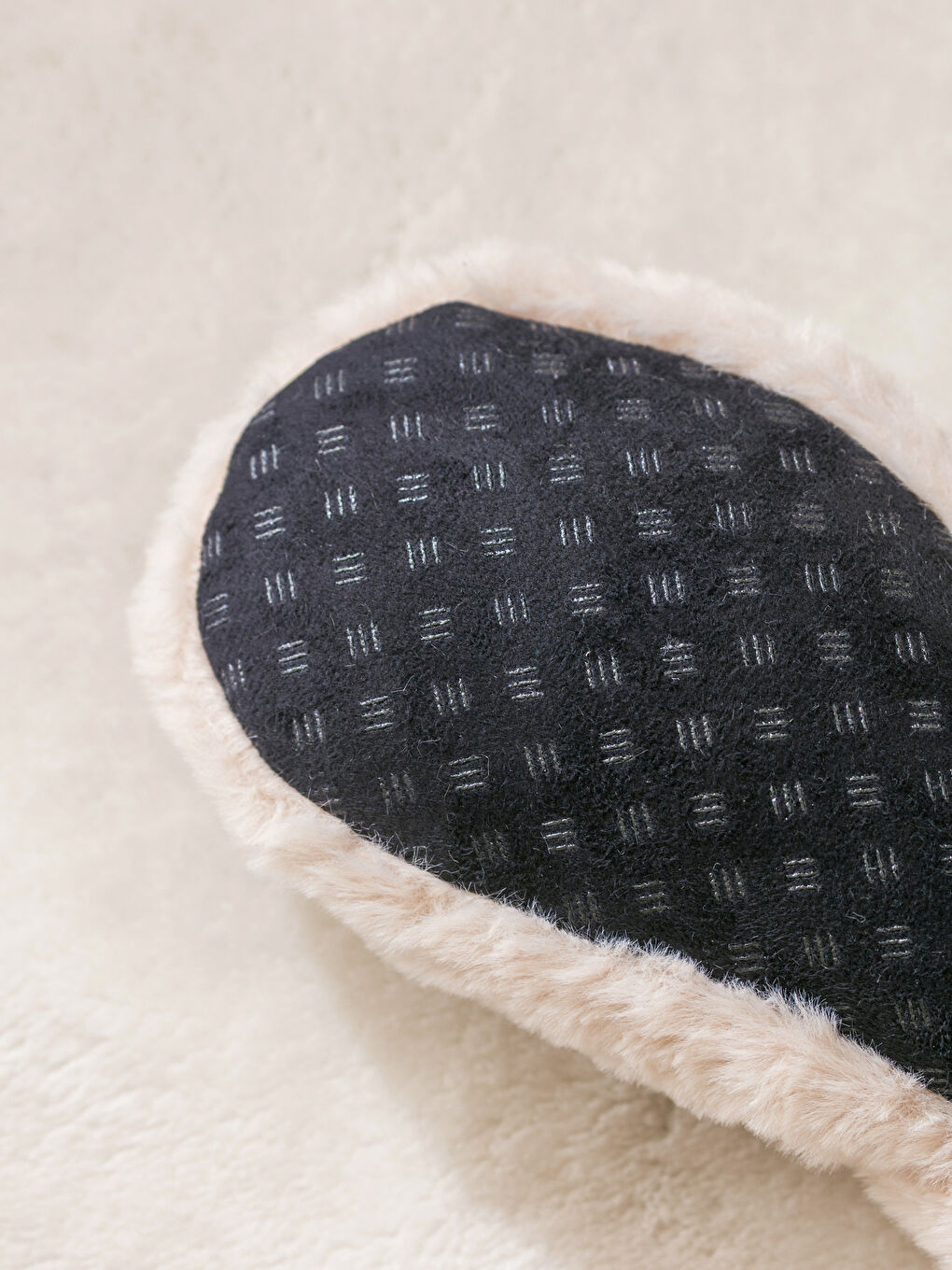 Bej Kadın Pelüş Panduf-4