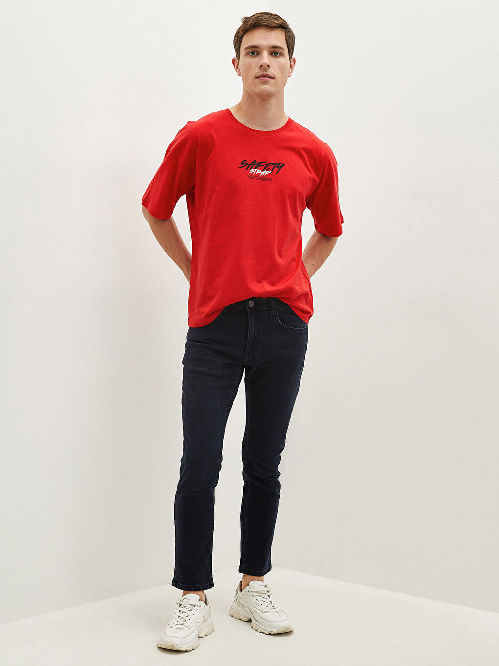 İndigo 750 Slim Fit Erkek Jean Pantolon