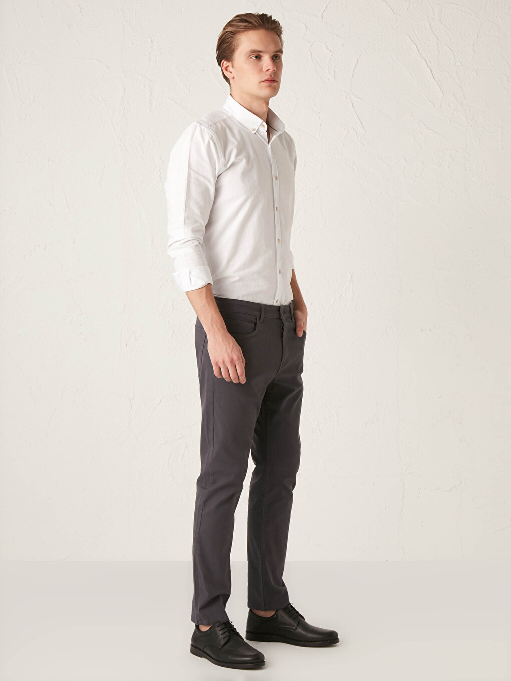 Slim Fit Twill Men's Trousers